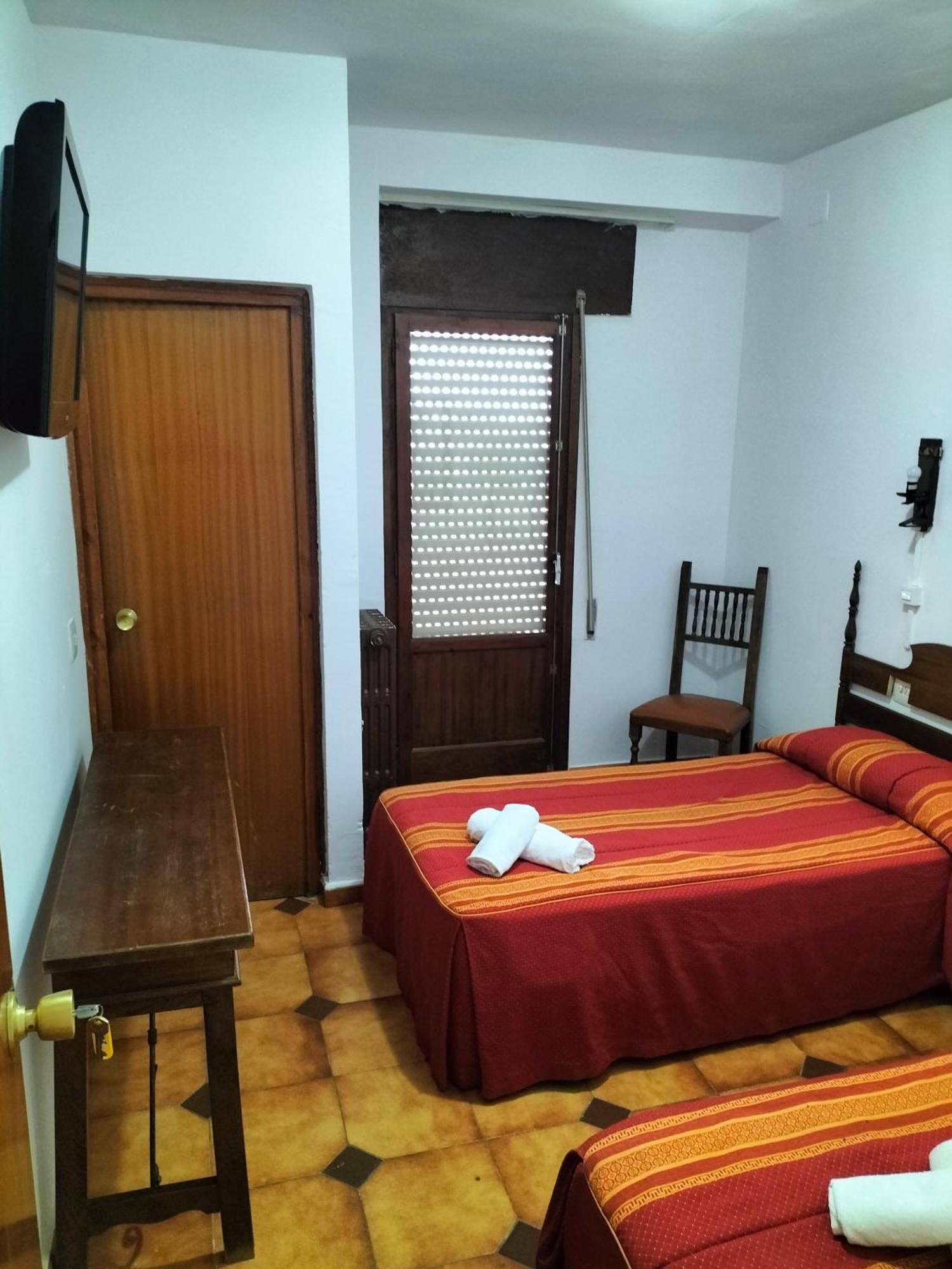 Pension Rioja Quinto Exterior photo